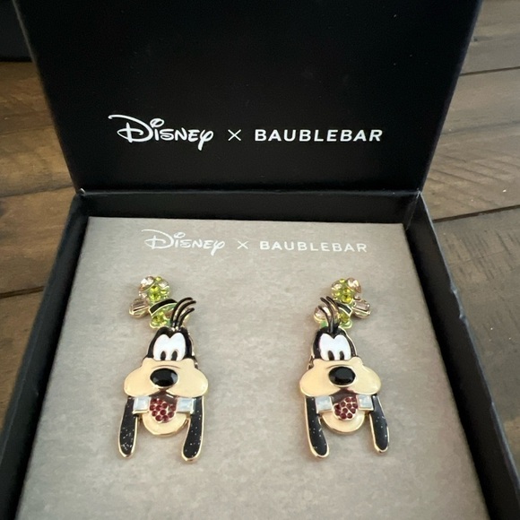 Disney x Baublebar Goofy Earrings Character Rhinestone Jewel Studs Boxed New - Picture 6 of 6